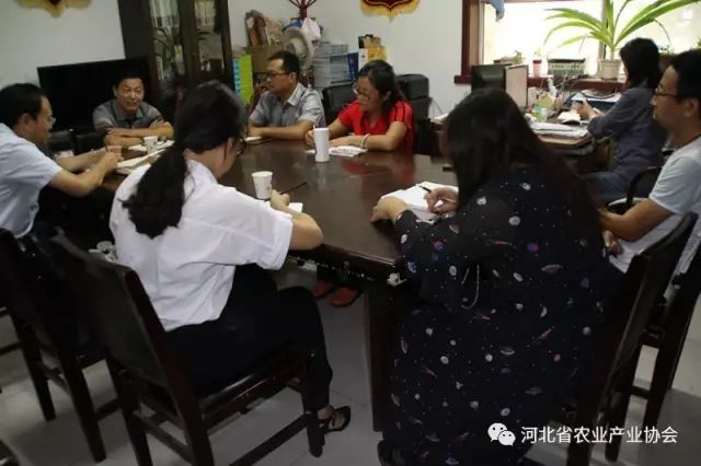 協(xié)會薄皮優(yōu)質(zhì)核桃專業(yè)委員會、協(xié)會薄皮優(yōu)質(zhì)核桃研發(fā)中心完成匯報